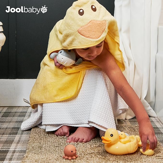 Jool Baby 12-Piece Bath Toy Gift Set – Bath Squirts, Rubber Ducks, Wind-up Swimming Whale – Bath Toy Storage Organizer Included