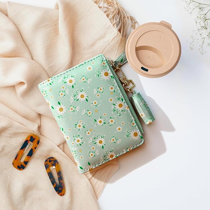 GEEAD Small Wallets for Women Bifold Slim Coin Purse Zipper ID Card Holder PU Leather Printed Blue Daisy
