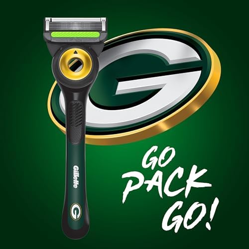 Gillette Labs Special NFL Packers Edition Shaving Razor for Men - 1 Handle, 4 Razor Blade Refills & Magnetic Stand, GilletteLabs with Exfoliating Bar - Image 2