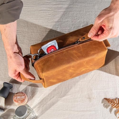 Groomsmen Gifts, Personalized Leather Toiletry Bag for Men, Idea for Groomsman, Travel Pouch for Him, Husband, Dad, Grandpa, Boyfriend, Birthday, Retirement, Anniversary, Wedding, Father Day Gift - Image 4