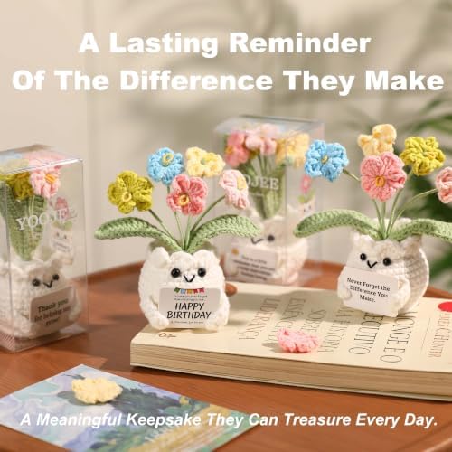 Forget-Me-Not Crochet Flower Potted Plant Gift - Image 6