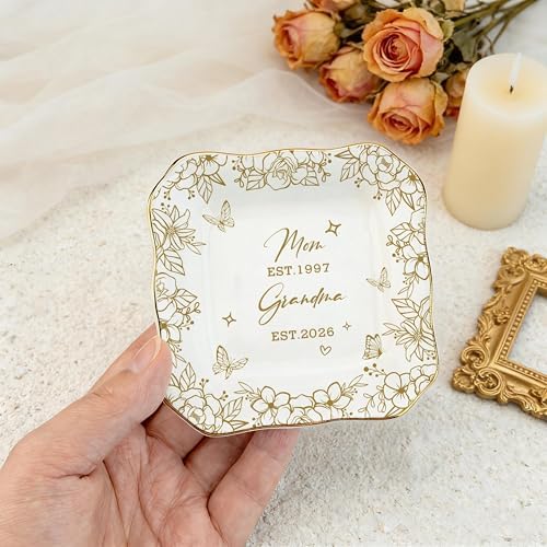 LOVELYPOD Personalized Mom to Grandma Jewelry Tray, New Grandma Present, Promoted to Grandmother Gifts, Floral Keepsake Gift, for Nanny, Nana Gifts - Image 4