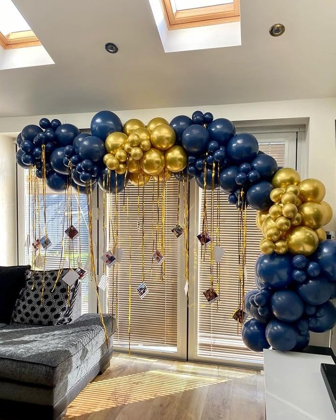 Bezente Navy Blue Balloons 18 Inch - 30 Pack Large Thick Blue Big Round Dark Blue Latex Balloon for Birthday Bridal Shower Graduation Wedding Party Decorations