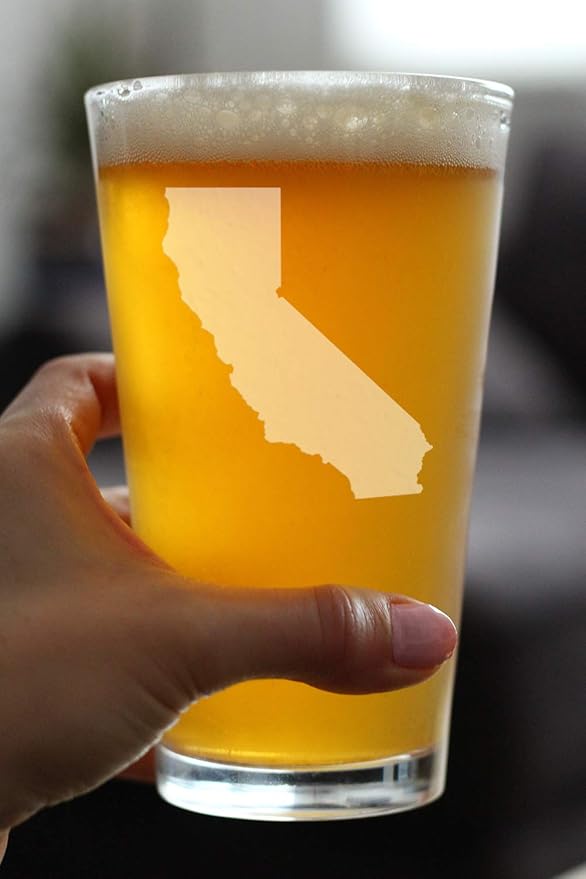 Bevvee California State Outline Pint Glass for Beer - State Themed Drinking Decor and Gifts for Californian Women & Men - 16 Oz Glasses