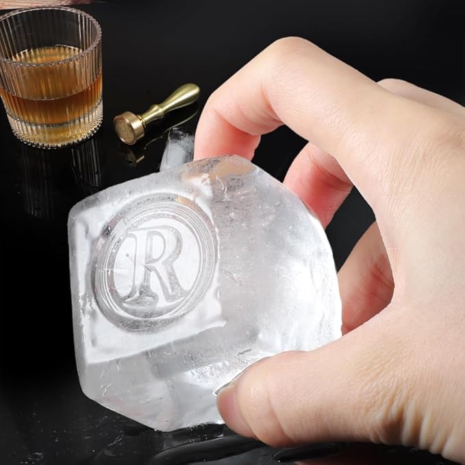 Ice Cube Stamp for Cocktails Ice Stamp Brass Head with Handle, Ice Branding Stamp for Ice Cubes Cocktail Whiskey Drinks Party Wedding Making DIY Crafting (Letter R)