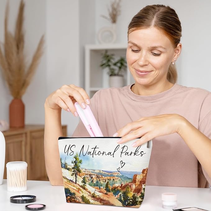City Travel Gift Makeup Bag, Watercolor Cosmetic Bag for Purse, US National Parks Souvenir, Trip Favors for Traveller US National Parks Lovers, City Themed Organizer