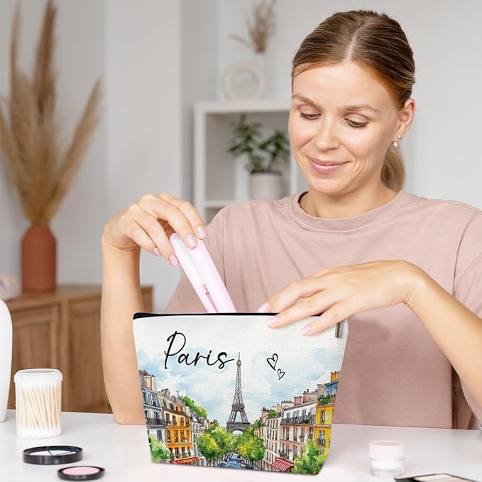 Paris Travelling Gift Makeup Bag, City Travel Cosmetic Bag for Purse, Watercolor Gifts, Paris Souvenir, Trip Favors for Traveller, Travelling Lovers, City Themed Organizer