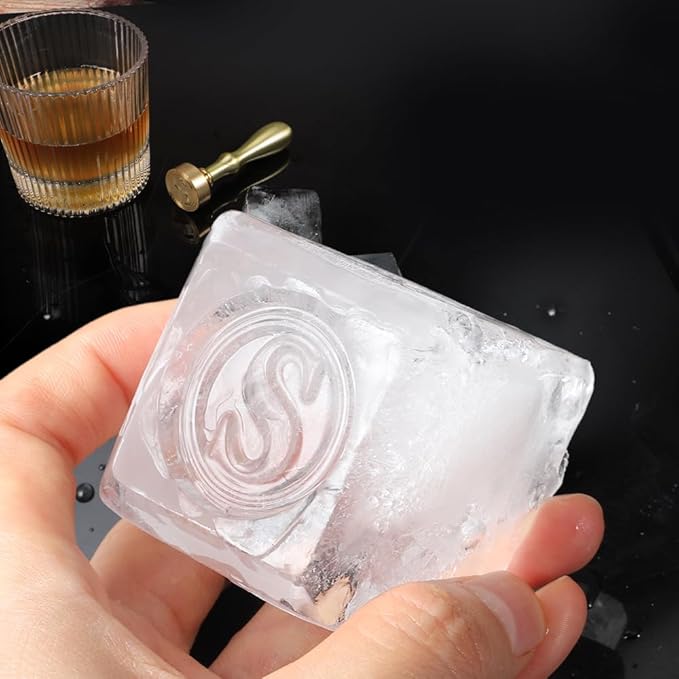 Ice Cube Stamp for Cocktails Ice Stamp Brass Head with Handle, Ice Branding Stamp for Ice Cubes Cocktail Whiskey Drinks Party Wedding Making DIY Crafting (Letter S)