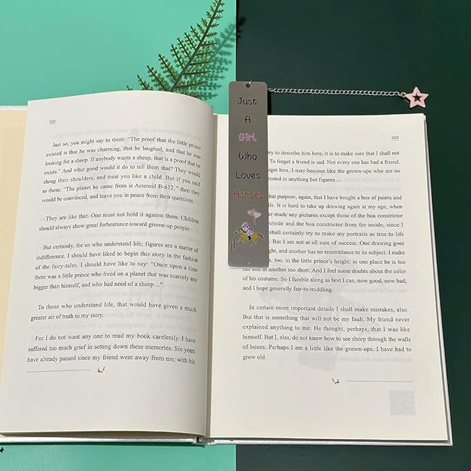 Bookmarks for Women Granddaughter Gift Wife Daughter Sister Bestie Families Graduation Bookmark Cute Birthday Present Daughter Cousin Niece Christmas Special Keepsakes Just A Girl Who Loves Horses
