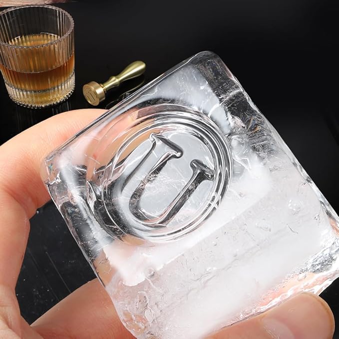 Ice Cube Stamp for Cocktails Ice Stamp Brass Head with Handle, Ice Branding Stamp for Ice Cubes Cocktail Whiskey Drinks Party Wedding Making DIY Crafting (Letter U)