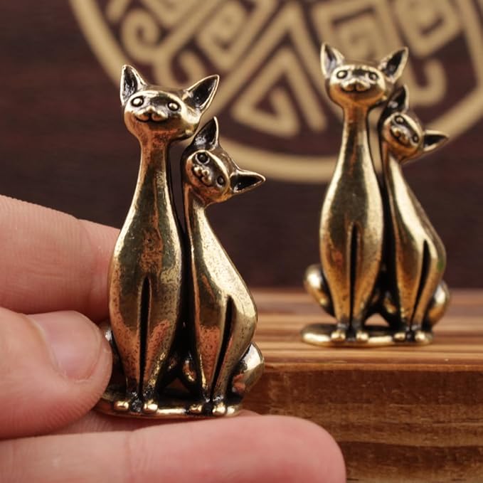 Brass Animals Figurine Decorative,Metal Statue,Pure Brass Cat Statue,Miniature Feline Figurine,Intertwined Loving Cats, Ideal Decor for Home,Office, or Café. Perfect for Shelf, Living Room