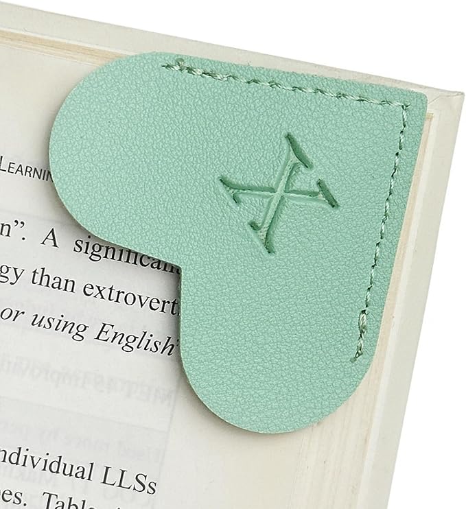 MOTEERLLU Personalized Leather Heart Bookmark with Initial, Cute Letters Custom Corner Book Mark for Reading Women, Teacher, Student, Book Lovers Gifts, Book Accessories (Green, X)