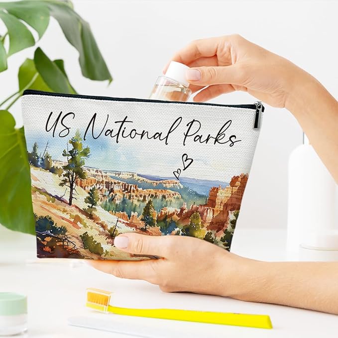 City Travel Gift Makeup Bag, Watercolor Cosmetic Bag for Purse, US National Parks Souvenir, Trip Favors for Traveller US National Parks Lovers, City Themed Organizer