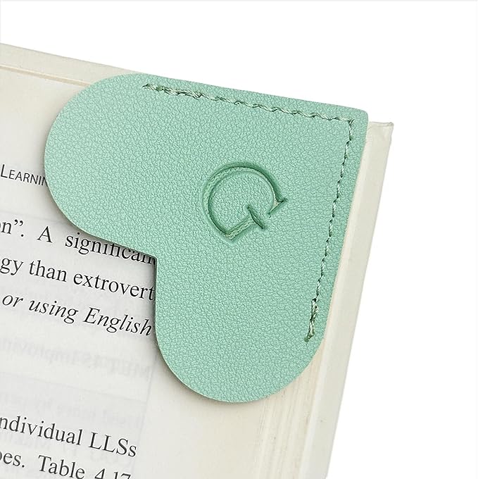 MOTEERLLU Personalized Leather Heart Bookmark with Initial, Cute Letters Custom Corner Book Mark for Reading Women, Teacher, Student, Book Lovers Gifts, Book Accessories (Green, G)