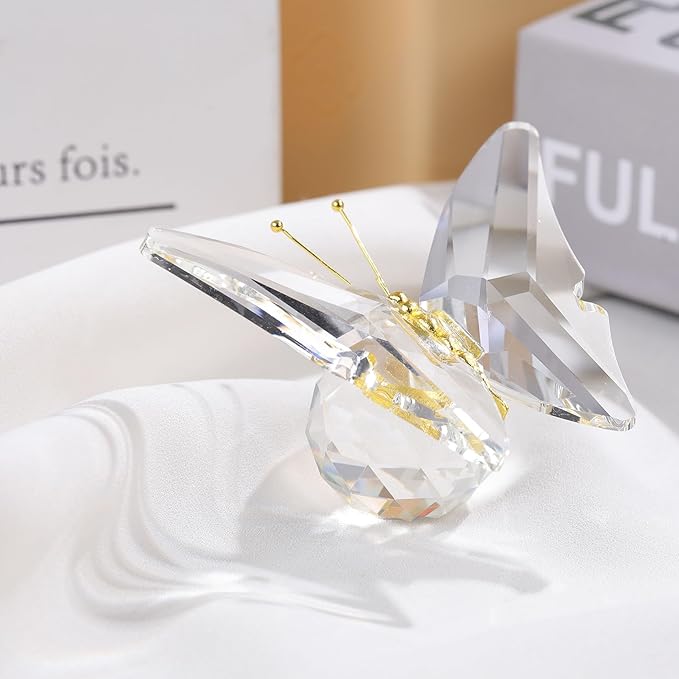 Movdyka Crystal Butterfly Decor Figurines for Mom Women, White Glass Butterfly Craft Desk Office Dcorations Table Centerpieces, Animal Ornaments Paperweight