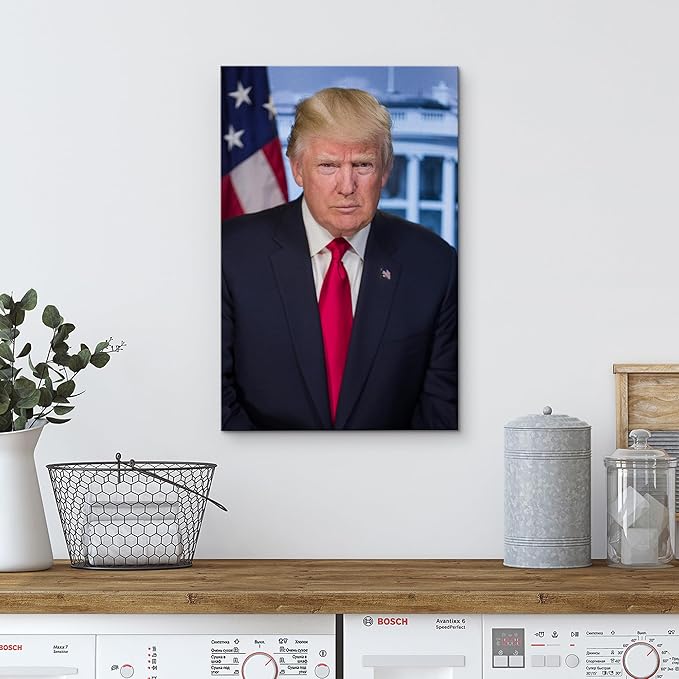 wall26 - Portrait of Donald Trump (45th President of The United States) - American Presidents Series - Canvas Wall Art Gallery Wrap Ready to Hang - 32x48 inches