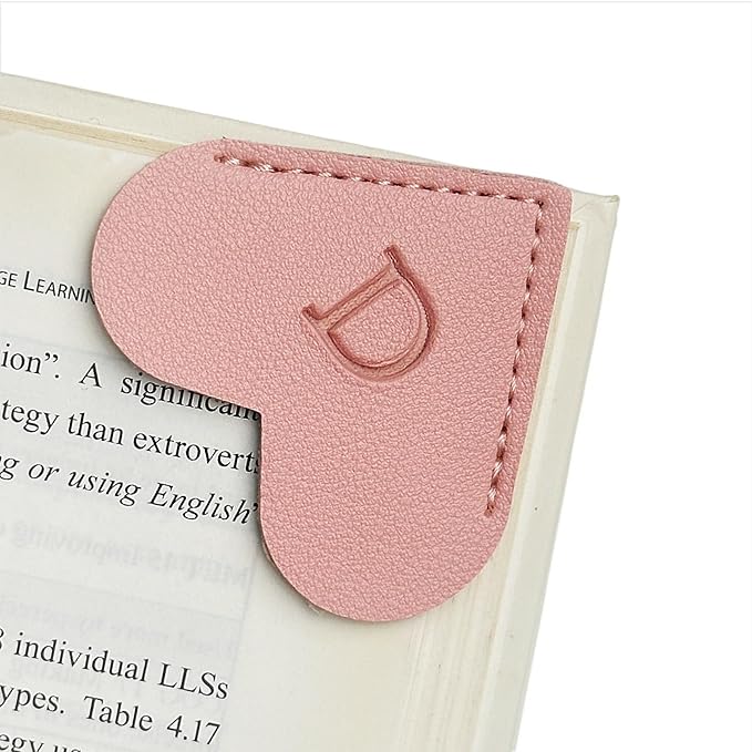 MOTEERLLU Personalized Leather Heart Bookmark with Initial, Cute Letters Custom Corner Book Mark for Reading Women, Teacher, Student, Book Lovers Gifts & Accessories(Pink, D)