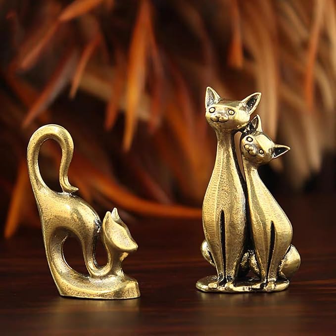 Brass Animals Figurine Decorative,Metal Statue,Pure Brass Cat Statue,Miniature Feline Figurine,Intertwined Loving Cats, Ideal Decor for Home,Office, or Café. Perfect for Shelf, Living Room