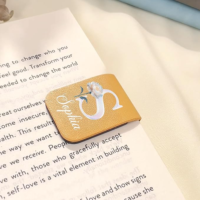 callie Personalized Magnet Bookmark Clips - Custom Name & Birth Flower, Magnetic Book Page Marks for Reading, Gifts for Women Men Book Lovers