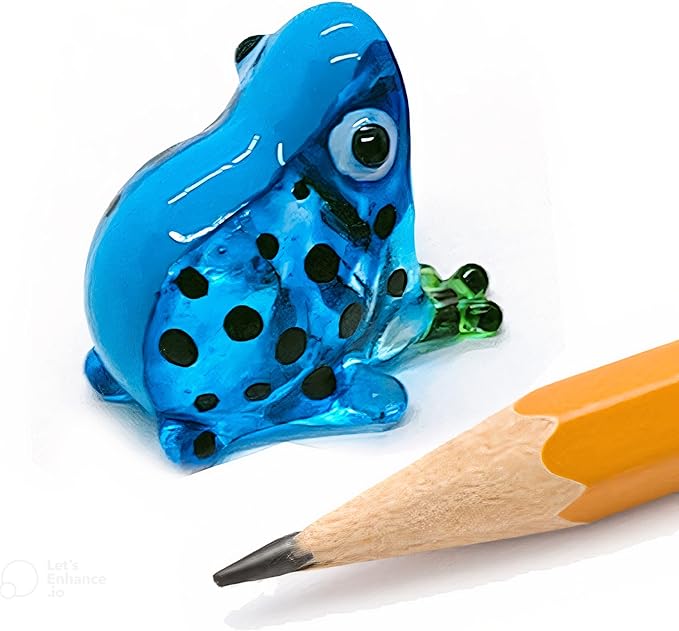 WitnyStore Tiny ¾ Inch Blue Black Dotted Short Face Frog Figurine - Miniature Hand Blown Glass Poison Dart Frogs Amphibian Animals Colorful Small Crystal Decorative Collectible Figures Décor Gifts