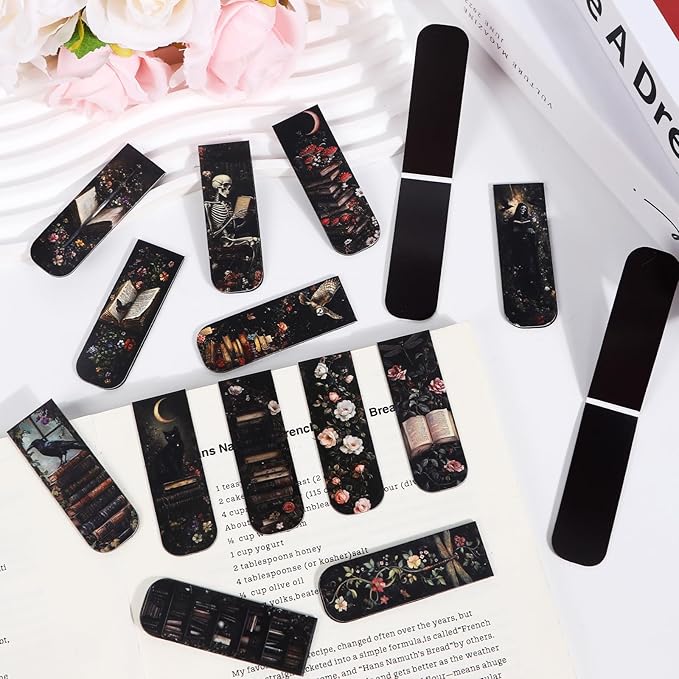 Dark Academia Magnetic Bookmark - 30 Pcs Gothic Flower Book Mark Magnets Retro Aesthetic Bookmarks Magnetic Skull Plants Dragonfly Book Markers Page Clip for Women Students Teacher Reading Gift