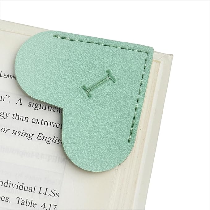 MOTEERLLU Personalized Leather Heart Bookmark with Initial, Cute Letters Custom Corner Book Mark for Reading Women, Teacher, Student, Book Lovers Gifts, Book Accessories (Green, I)