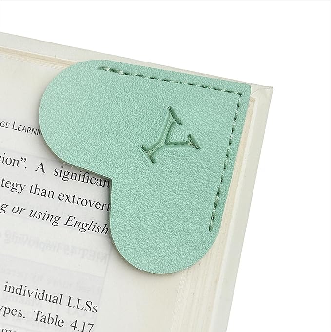 MOTEERLLU Personalized Leather Heart Bookmark with Initial, Cute Letters Custom Corner Book Mark for Reading Women, Teacher, Student, Book Lovers Gifts, Book Accessories (Green, Y)