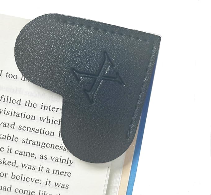 MOTEERLLU Personalized Leather Heart Bookmark with Initials, Cute Custom Corner Bookmarks for Reading Women, Men, Kids, Teachers, Book Lovers Gifts(Black X)