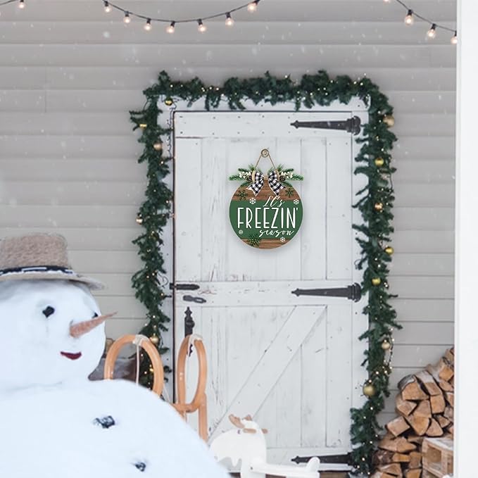Deroro Winter It's Freezin' Season Green Front Door Sign, Farmhouse Snowflake Wood Hanger Outdoor Outside Porch Decor, Rustic Christmas Wooden Wreath Indoor Wall Hanging Decoration with Plaid Bow