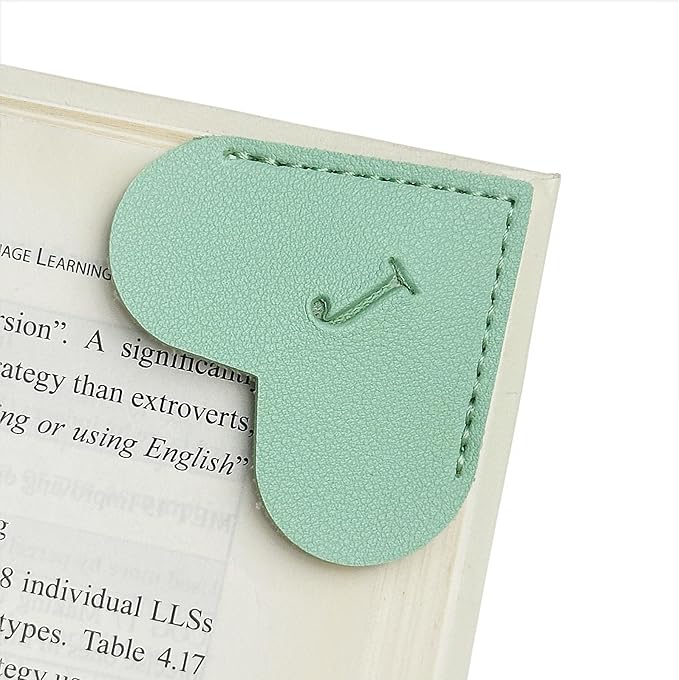 MOTEERLLU Personalized Leather Heart Bookmark with Initial, Cute Letters Custom Corner Book Mark for Reading Women, Teacher, Student, Book Lovers Gifts, Book Accessories (Green, J)