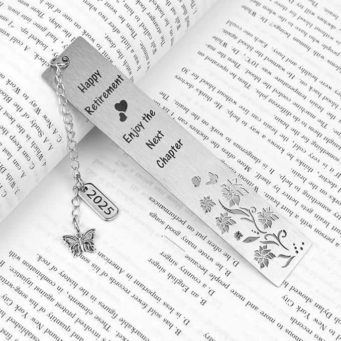 Quimoy Happy Retirement Bookmark 2025, Best Gifts for Retirement, Retirement Gift for Woman Coworker Employee Boss Leader Friends Retired Teacher Nurse, Funny Retirement Gifts for Book Lovers