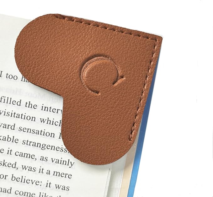 MOTEERLLU Personalized Leather Heart Bookmark with Initials, Cute Custom Corner Bookmarks for Reading Women, Men, Kids, Teachers, Book Lovers Gifts(Brown C)