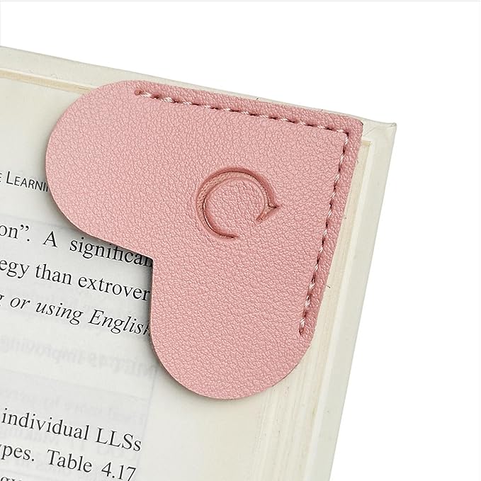 MOTEERLLU Personalized Leather Heart Bookmark with Initial, Cute Letters Custom Corner Book Mark for Reading Women, Teacher, Student, Book Lovers Gifts, Book Accessories (Pink, C)