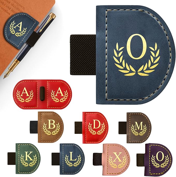 Personalized Leather Magnetic Bookmark with Pen Holder, Custom Bygone Mark Bookmark with Pen Holder, Custom Bookmarks with 26 Letters for Reading Women, Men, Teachers, Book Lovers（Blue，O）