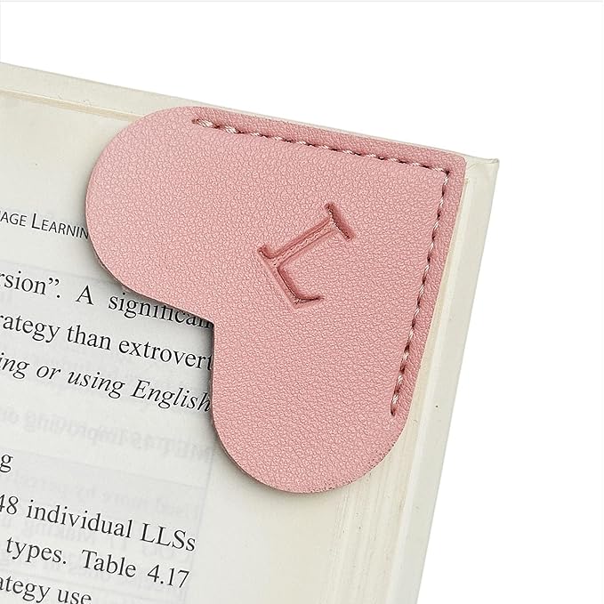 MOTEERLLU Personalized Leather Heart Bookmark with Initial, Cute Letters Custom Corner Bookmark for Reading Women, Teacher, Student, Book Lovers Gifts, Book Accessory (Pink, L)