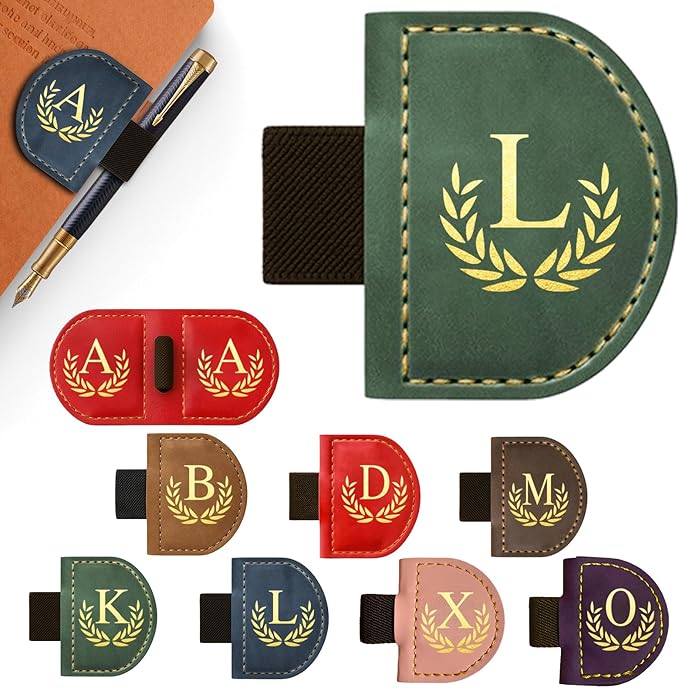 Personalized Leather Magnetic Bookmark with Pen Holder, Custom Bygone Mark Bookmark with Pen Holder, Custom Bookmarks with 26 Letters for Reading Women, Men, Teachers, Book Lovers（Green，L）