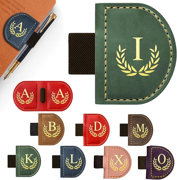Personalized Leather Magnetic Bookmark with Pen Holder, Custom Bygone Mark Bookmark with Pen Holder, Custom Bookmarks with 26 Letters for Reading Women, Men, Teachers, Book Lovers（Green，I）