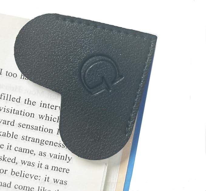 MOTEERLLU Personalized Leather Heart Bookmark with Initials, Cute Custom Corner Bookmarks for Reading Women, Men, Kids, Teachers, Book Lovers Gifts(Black G)