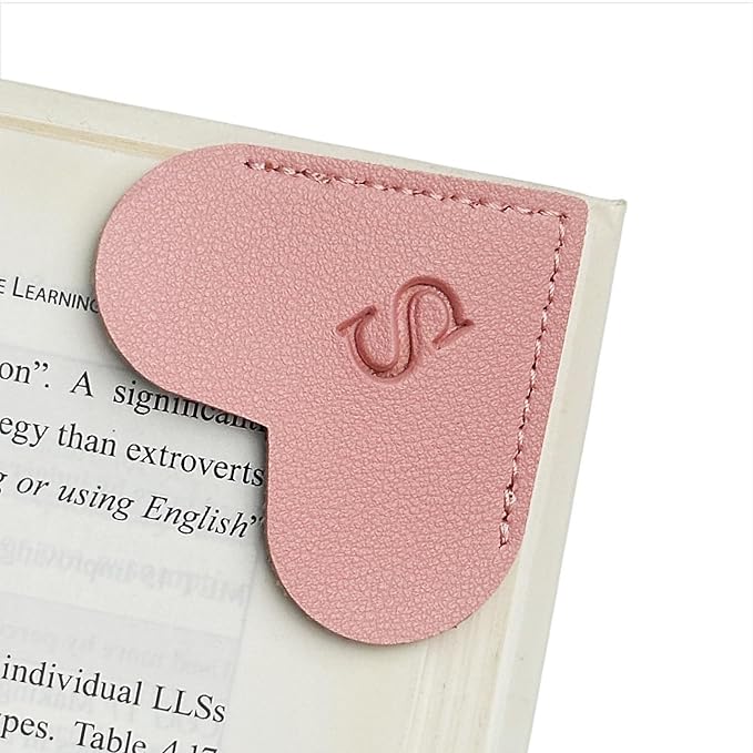MOTEERLLU Personalized Leather Heart Bookmark with Initial, Cute Letters Custom Corner Book Mark for Reading Women, Teacher, Student, Book Lovers Gifts & Accessories(Pink, S)