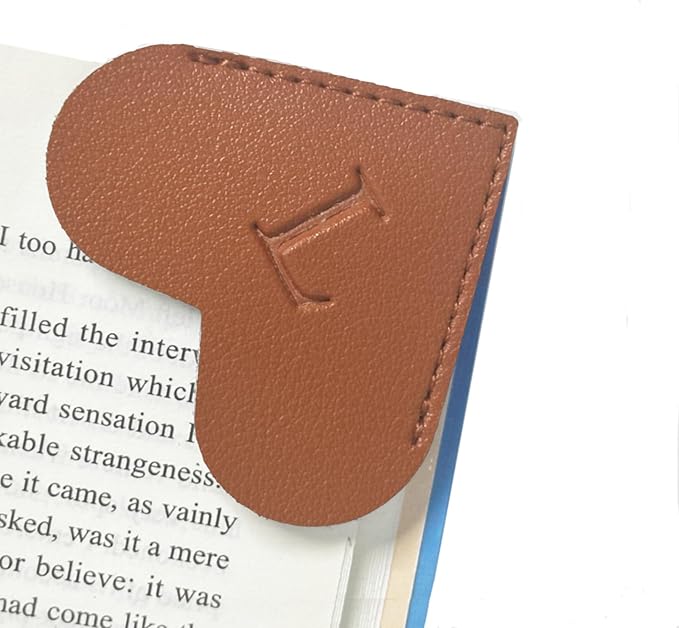 MOTEERLLU Personalized Leather Heart Bookmark with Initials, Cute Custom Corner Bookmarks for Reading Women, Men, Kids, Teachers, Book Lovers Gifts(Brown L)