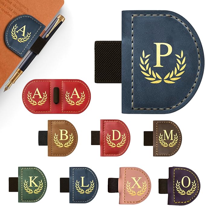 Personalized Leather Magnetic Bookmark with Pen Holder, Custom Bygone Mark Bookmark with Pen Holder, Custom Bookmarks with 26 Letters for Reading Women, Men, Teachers, Book Lovers（Blue，P）