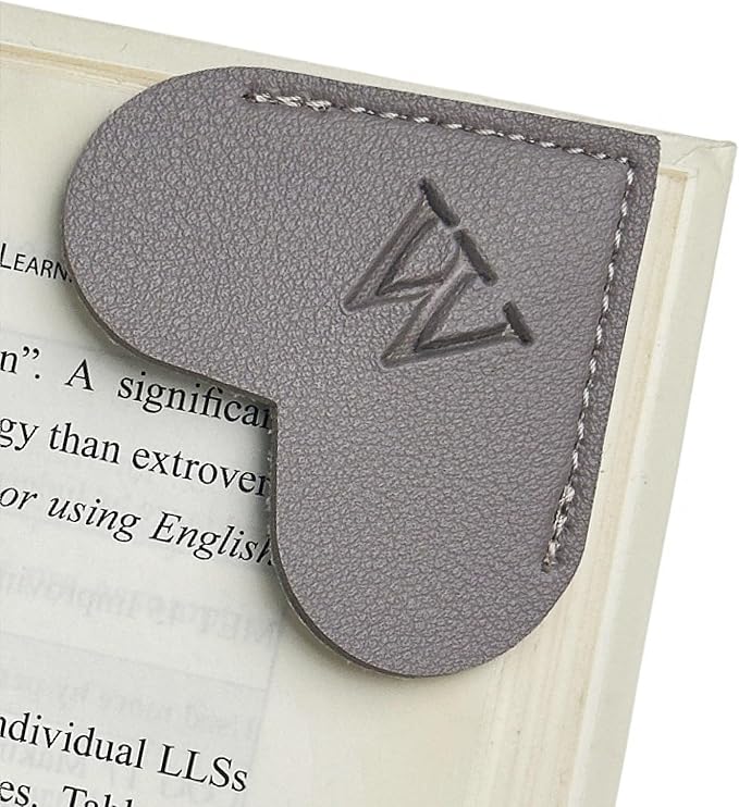 MOTEERLLU Personalized Leather Heart Bookmark with Initial, Cute Letters Custom Corner Book Mark for Reading Women, Teacher, Student, Book Lovers Gifts & Accessories(Grey, W)