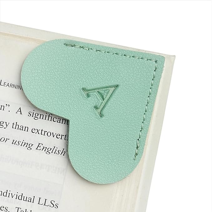 MOTEERLLU Personalized Leather Heart Bookmark with Initial, Cute Letters Custom Corner Book Mark for Reading Women, Teacher, Student, Book Lovers Gifts, Book Accessories (Green, A)