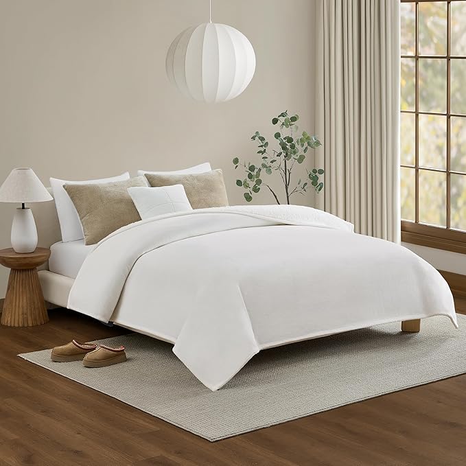 UGG Nita Full/Queen Blanket Fleece Fluffy Reversible Soft Fuzzy Bedding Cozy Plush Warm Oversized Blanket Machine Washable Bedroom Decor for Big Couch or Bed, 90-inch x 90-inch, White Snow