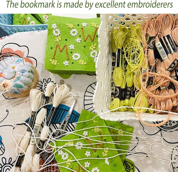 Personalized Hand Embroidered Corner Bookmark, Bookmarks for Women, Personalized Bookmark for Book Lovers, Cute Flower Book Mark by HNQCPCVU (C, Green)