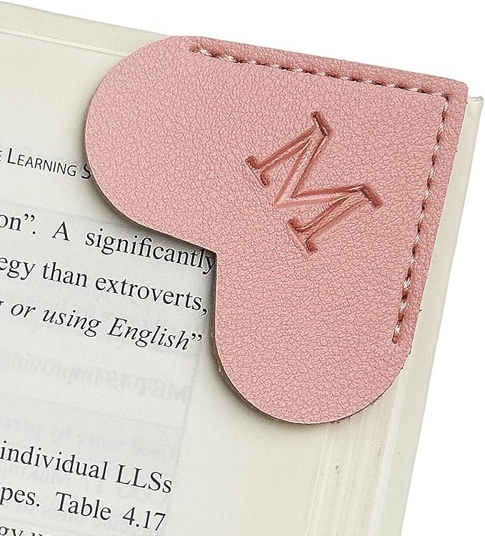 MOTEERLLU Personalized Leather Heart Bookmark with Initial, Cute Letters Custom Corner Book Mark for Reading Women, Teacher, Student, Book Lovers Gifts & Accessories(Pink, M)