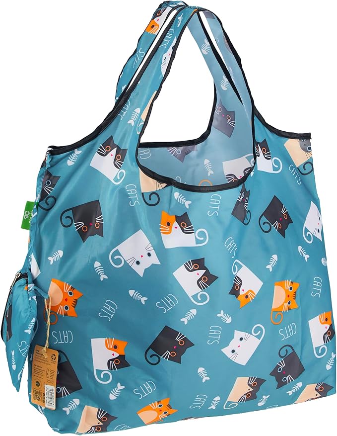 ECO CHIC Foldable Reusable Large Grocery Bags - Foldable Grocery Bags - Lightweight, Recycled & Reusable Shopping Bag - Waterproof, Packable Tote Fitting in Fine Grocery Bag Carrier