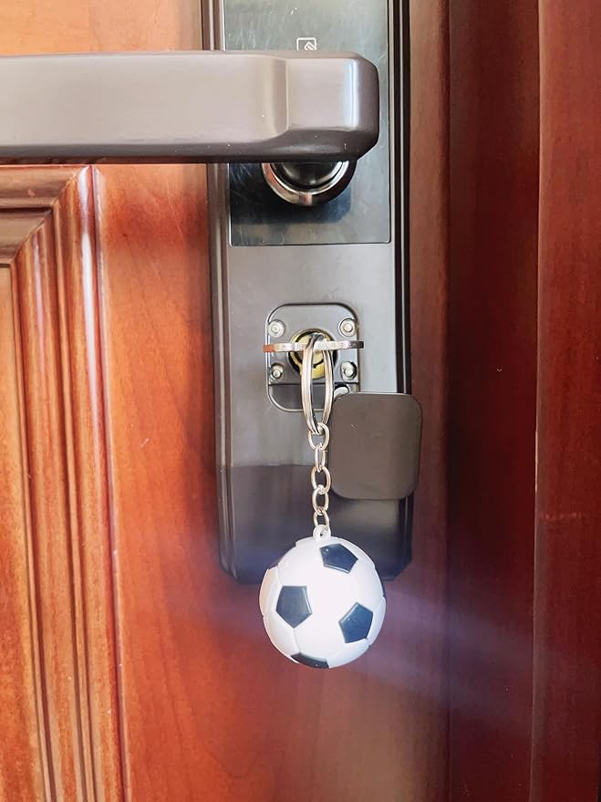 Mini 3D Soccer Sports Fan Keychains World Cup Backpack Pendant - Car Keychain Men's Toy Cool Football Birthday Gifts