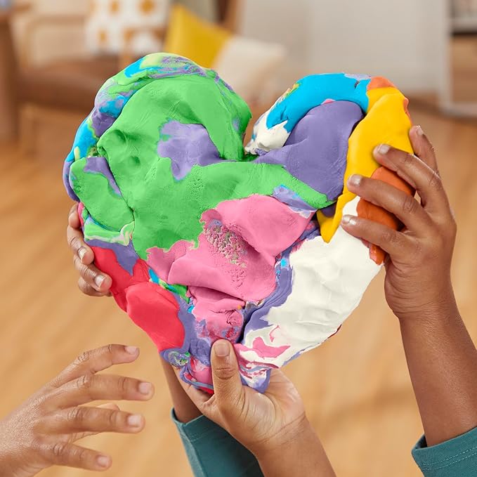 Play-Doh 9 Pack Favorite Color Set, Assorted Colors, 2 & 4 Ounce Modeling Compound Cans, Kids Arts & Crafts, Back to School Gifts & Prizes, Preschool Toys, Ages 2+ (Amazon Exclusive)