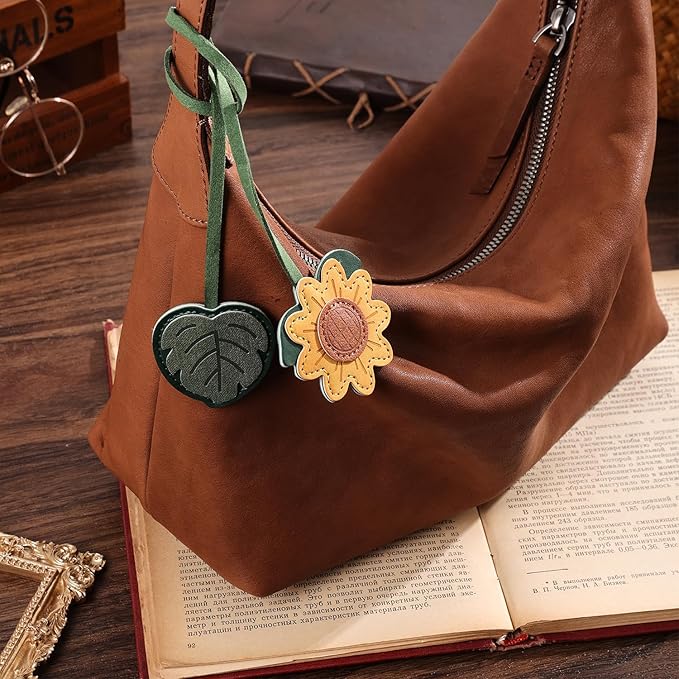 2 Pieces Vintage Leather Bookmarks for Women, Personalized PU Book Marks for Reading Women, Gift for Book Lover, Teacher, Mom